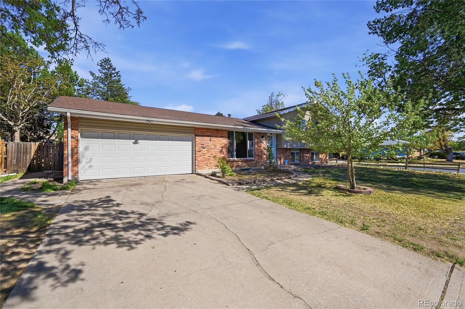 MLS Image #1 for 994 s victor way,aurora, Colorado