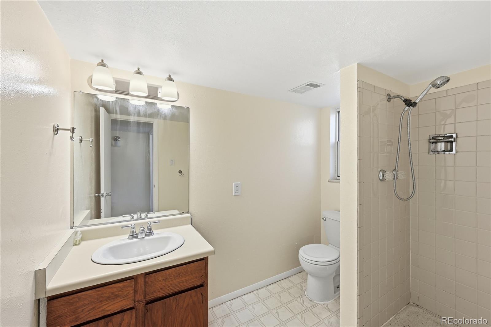 MLS Image #19 for 994 s victor way,aurora, Colorado