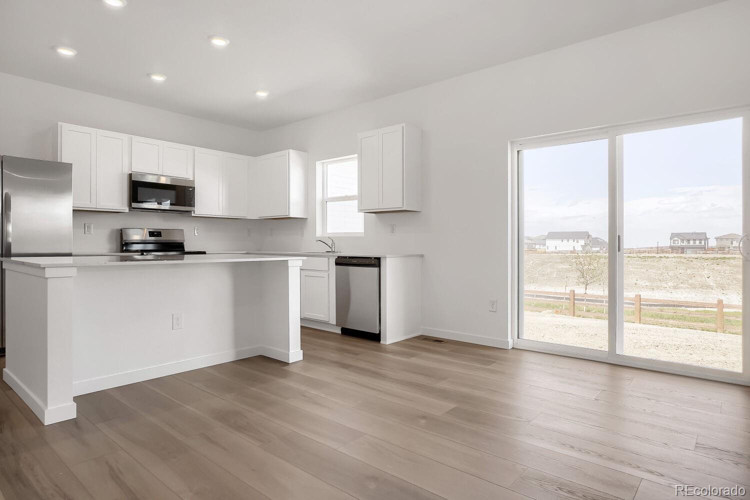 MLS Image #6 for 45939  mill avenue,bennett, Colorado