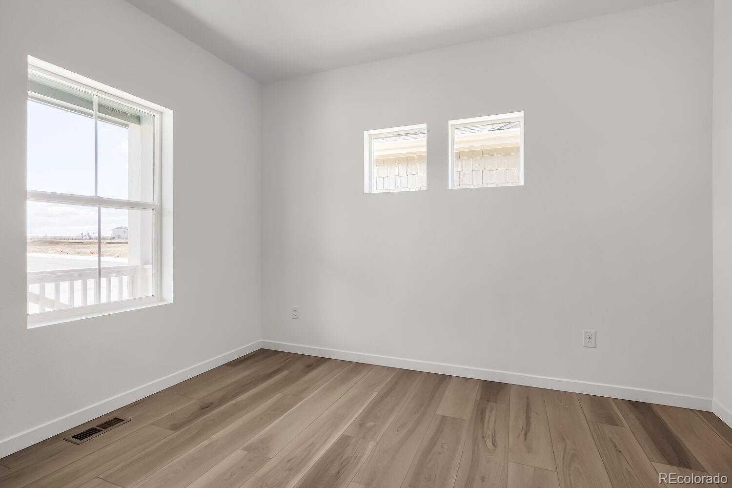 MLS Image #7 for 45939  mill avenue,bennett, Colorado