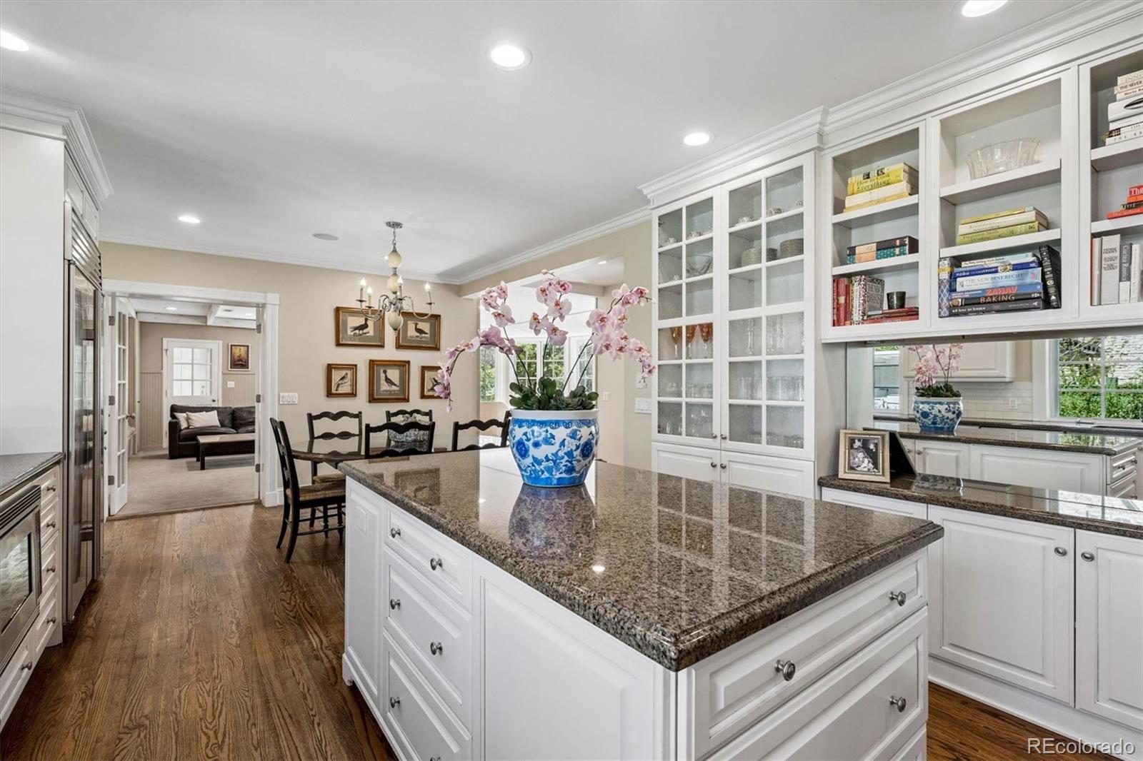 MLS Image #6 for 300  clermont street,denver, Colorado