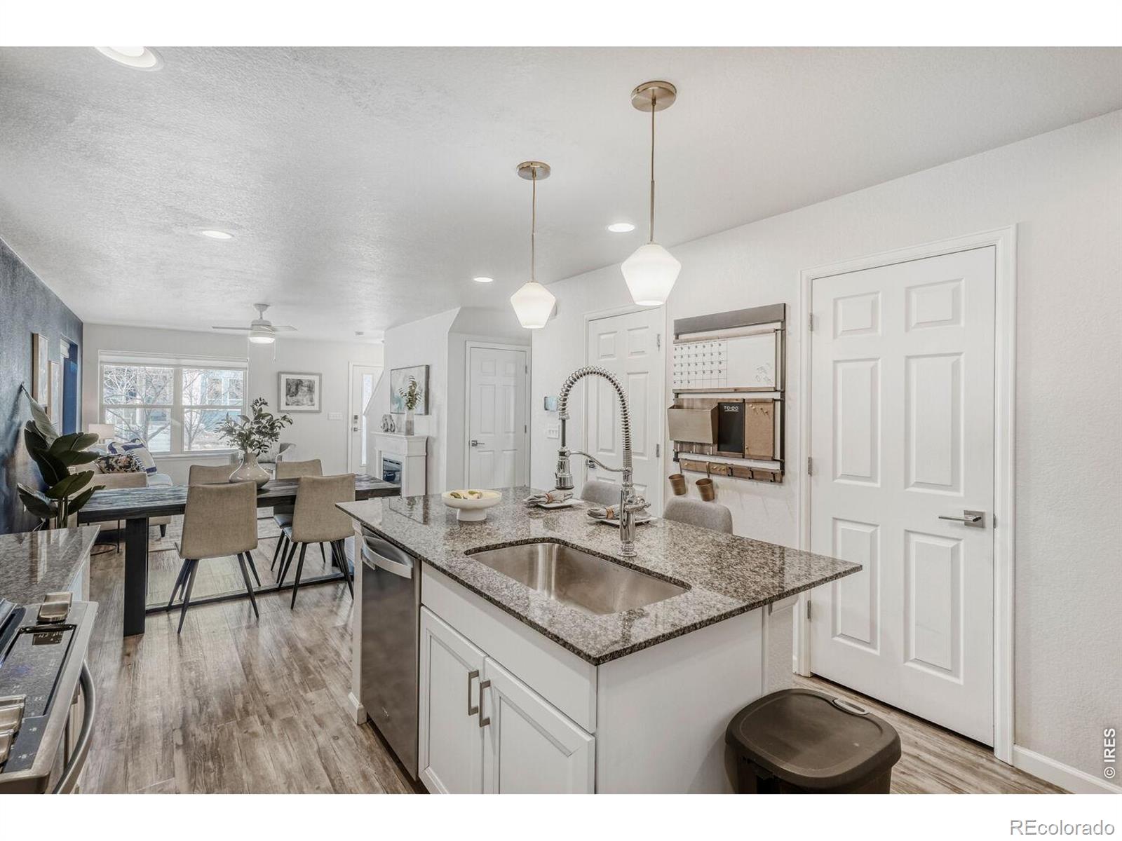 MLS Image #13 for 5869  boston street,denver, Colorado