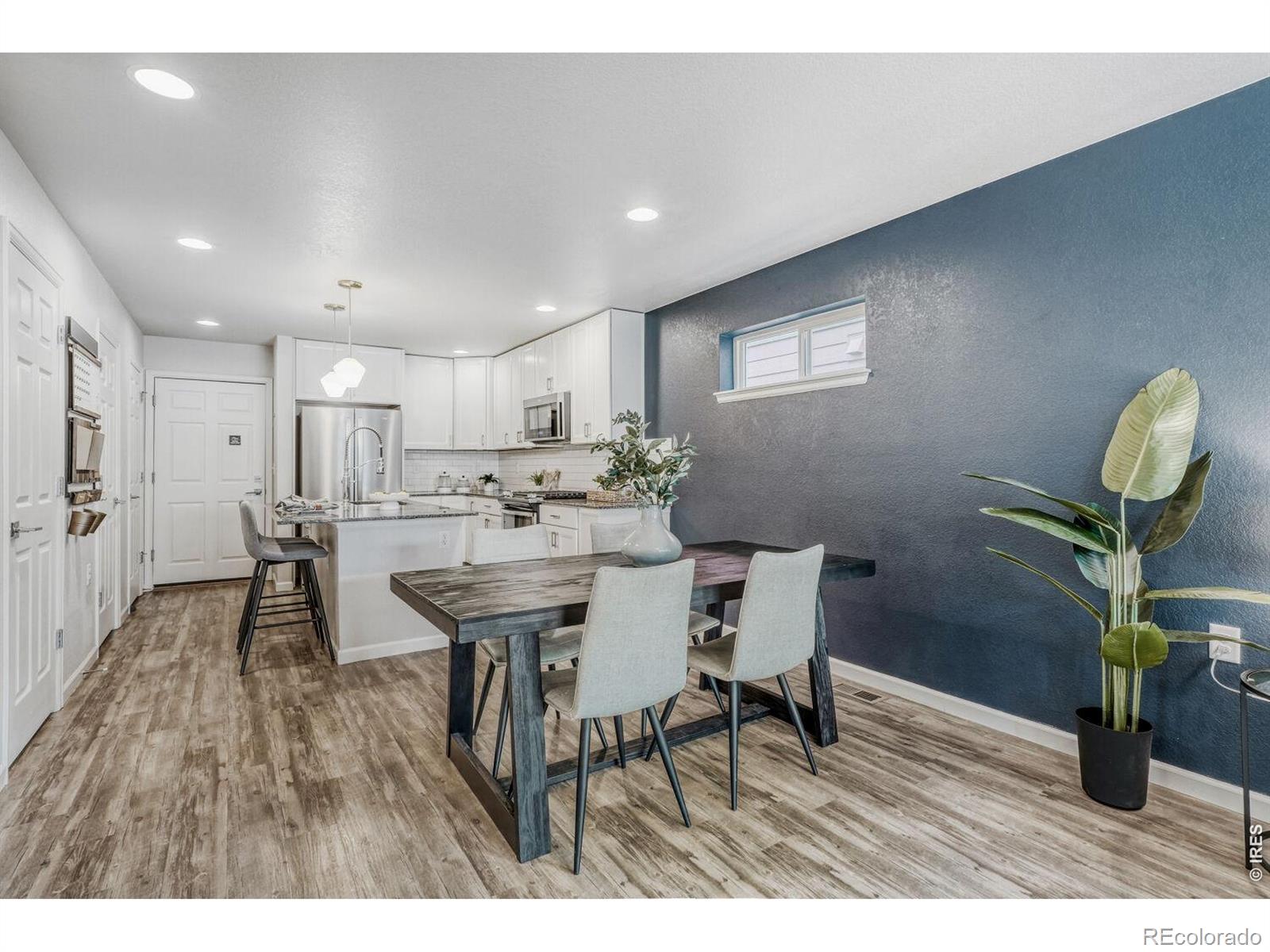 MLS Image #14 for 5869  boston street,denver, Colorado