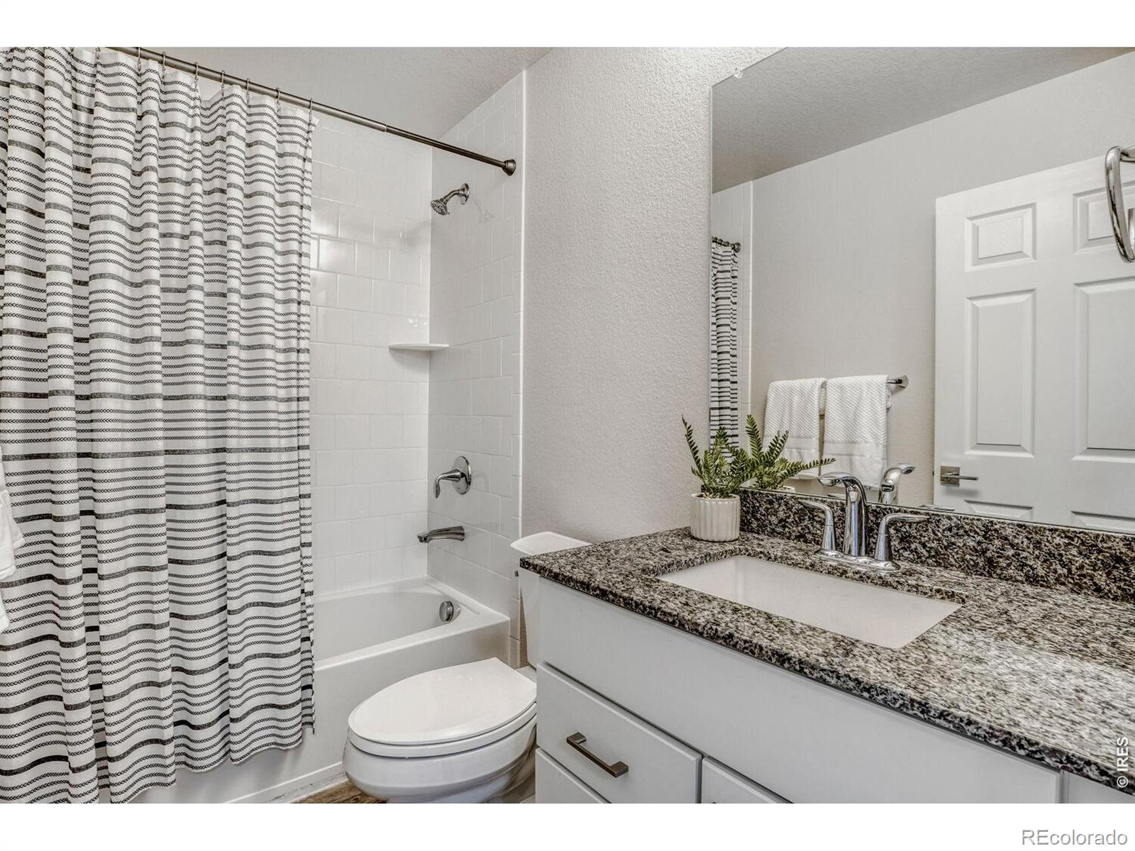 MLS Image #24 for 5869  boston street,denver, Colorado