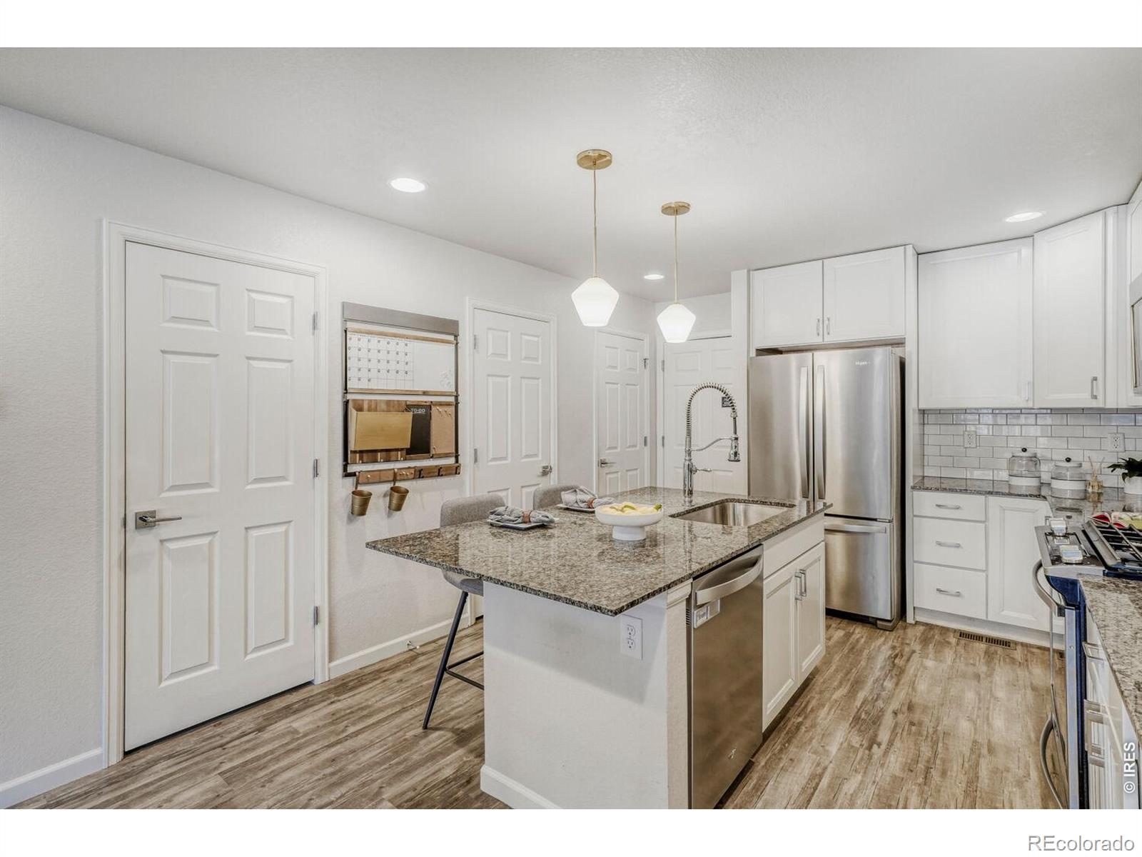MLS Image #9 for 5869  boston street,denver, Colorado