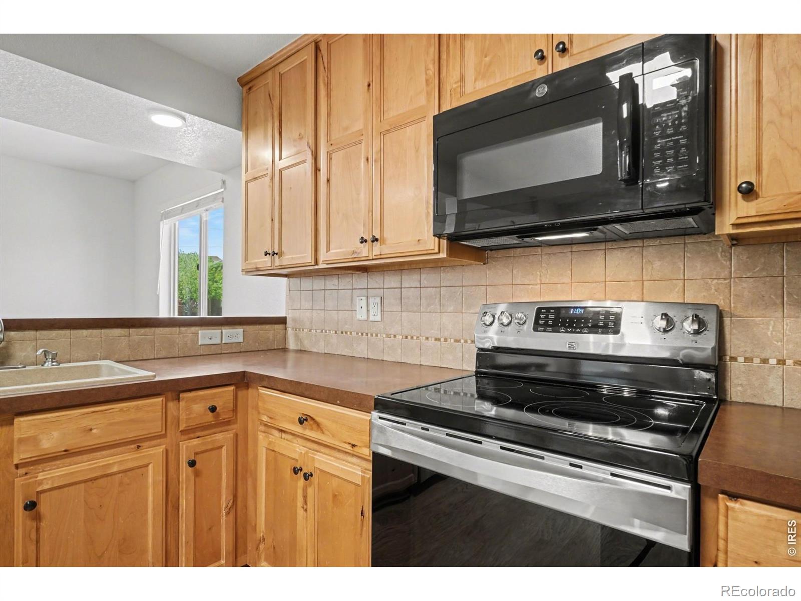 MLS Image #11 for 3413  hewitt street,loveland, Colorado