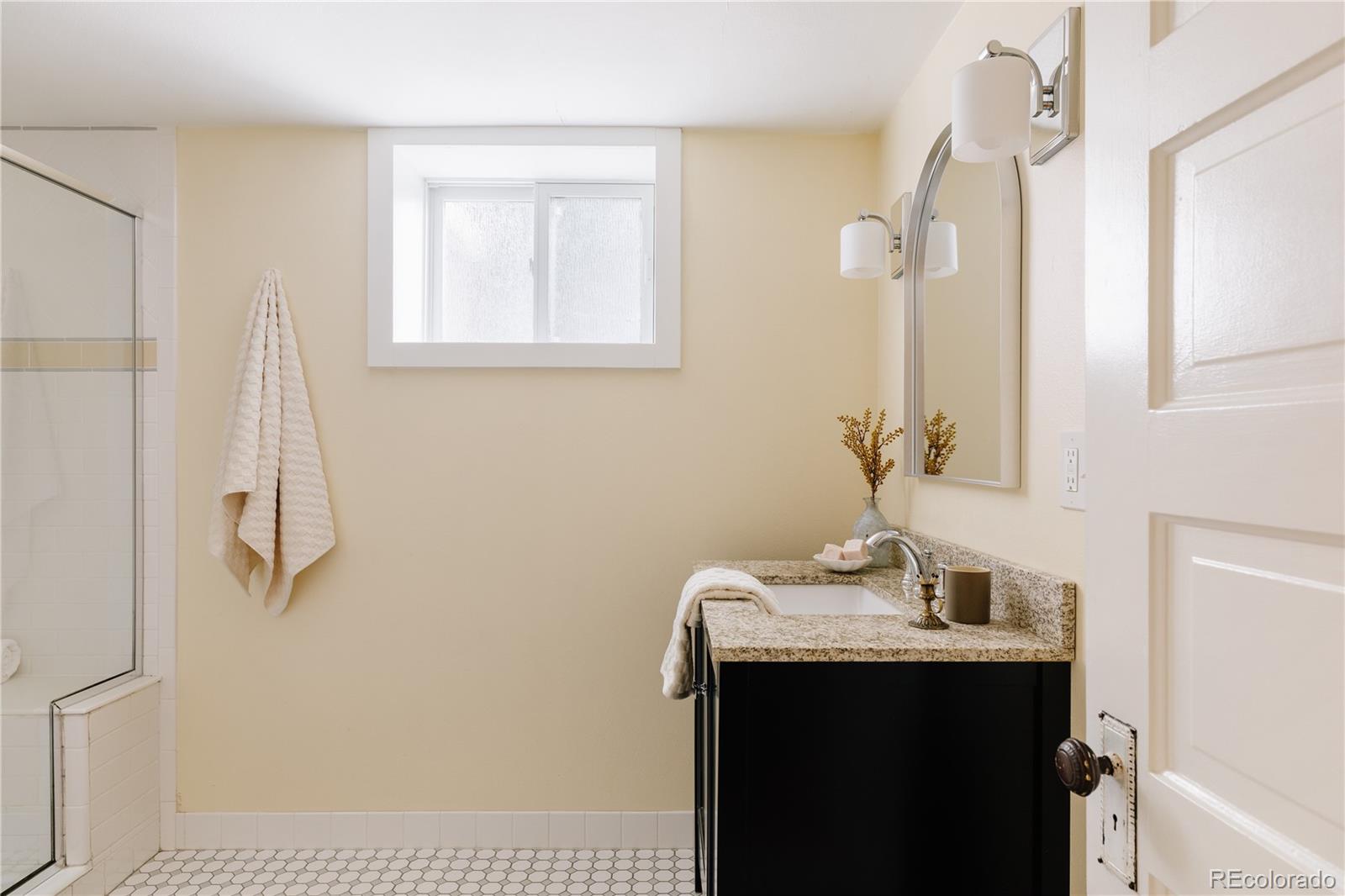 MLS Image #22 for 721  elizabeth street,denver, Colorado