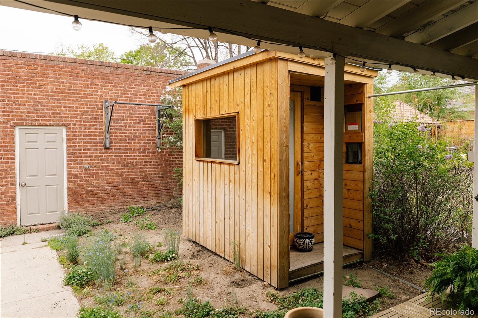MLS Image #26 for 721  elizabeth street,denver, Colorado