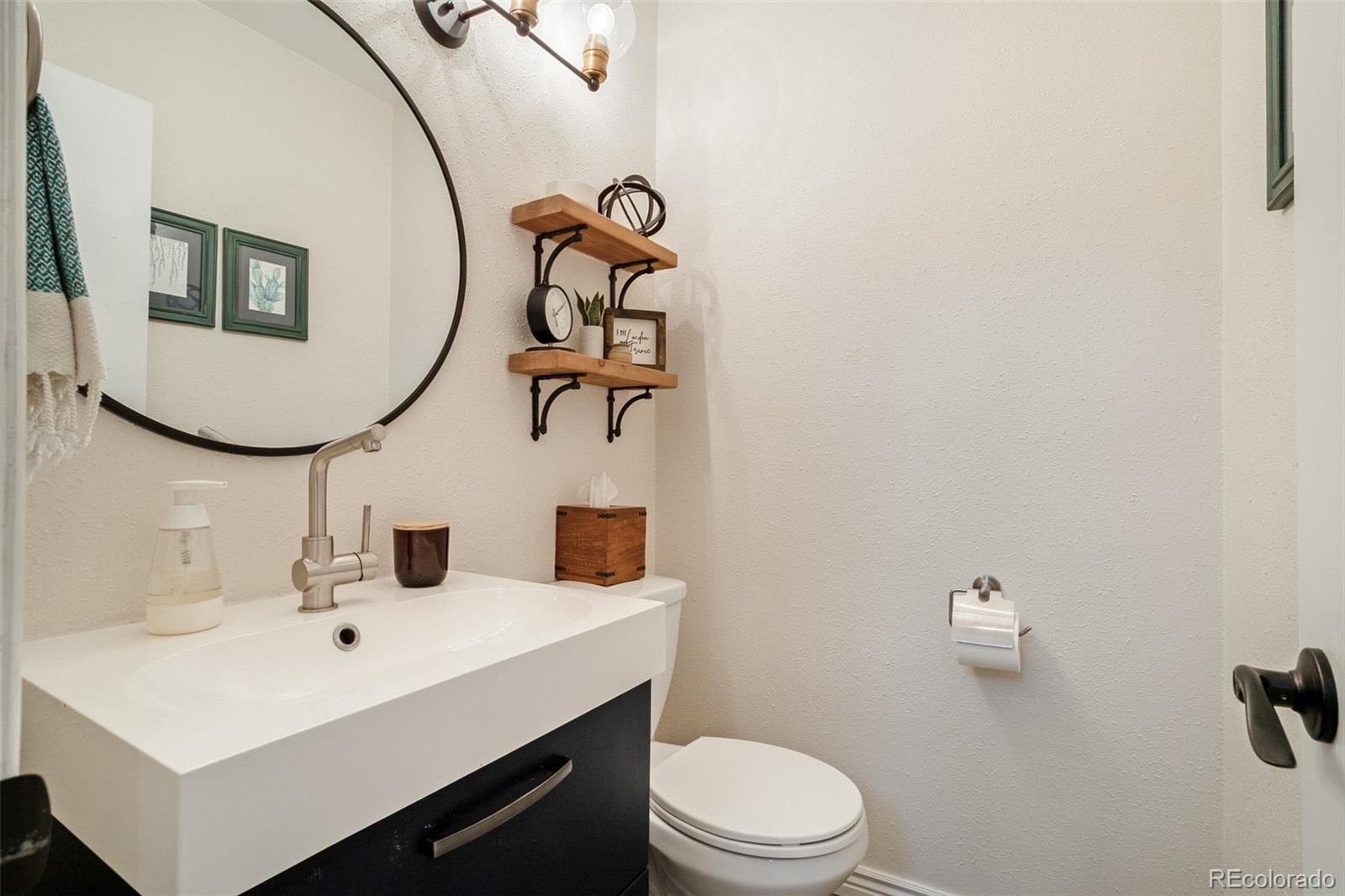 MLS Image #13 for 787  olive street,denver, Colorado