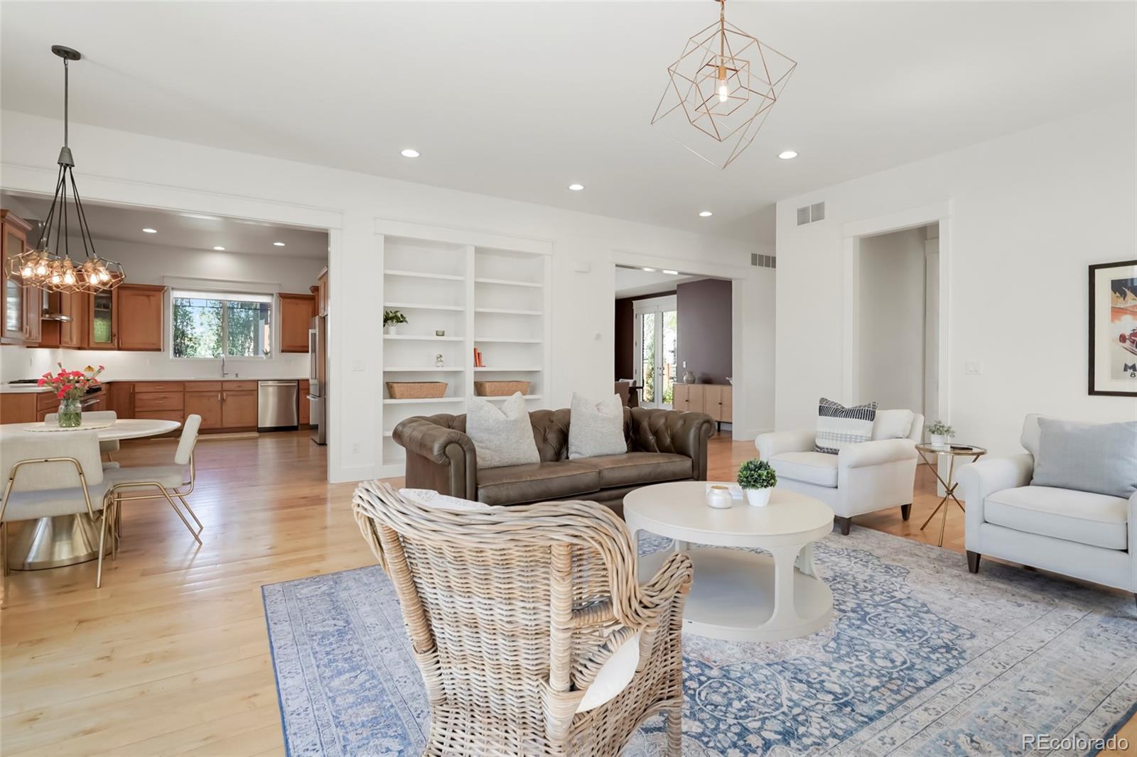 MLS Image #8 for 1679 s downing street,denver, Colorado