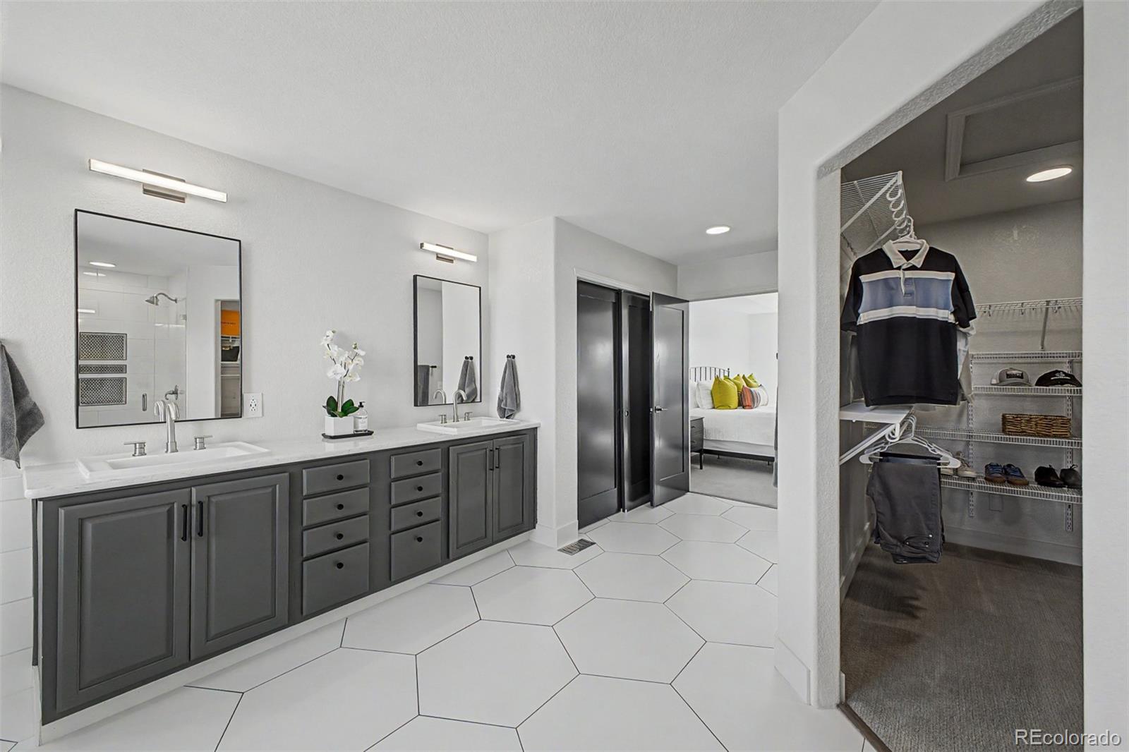 MLS Image #26 for 6052 s ouray street,aurora, Colorado