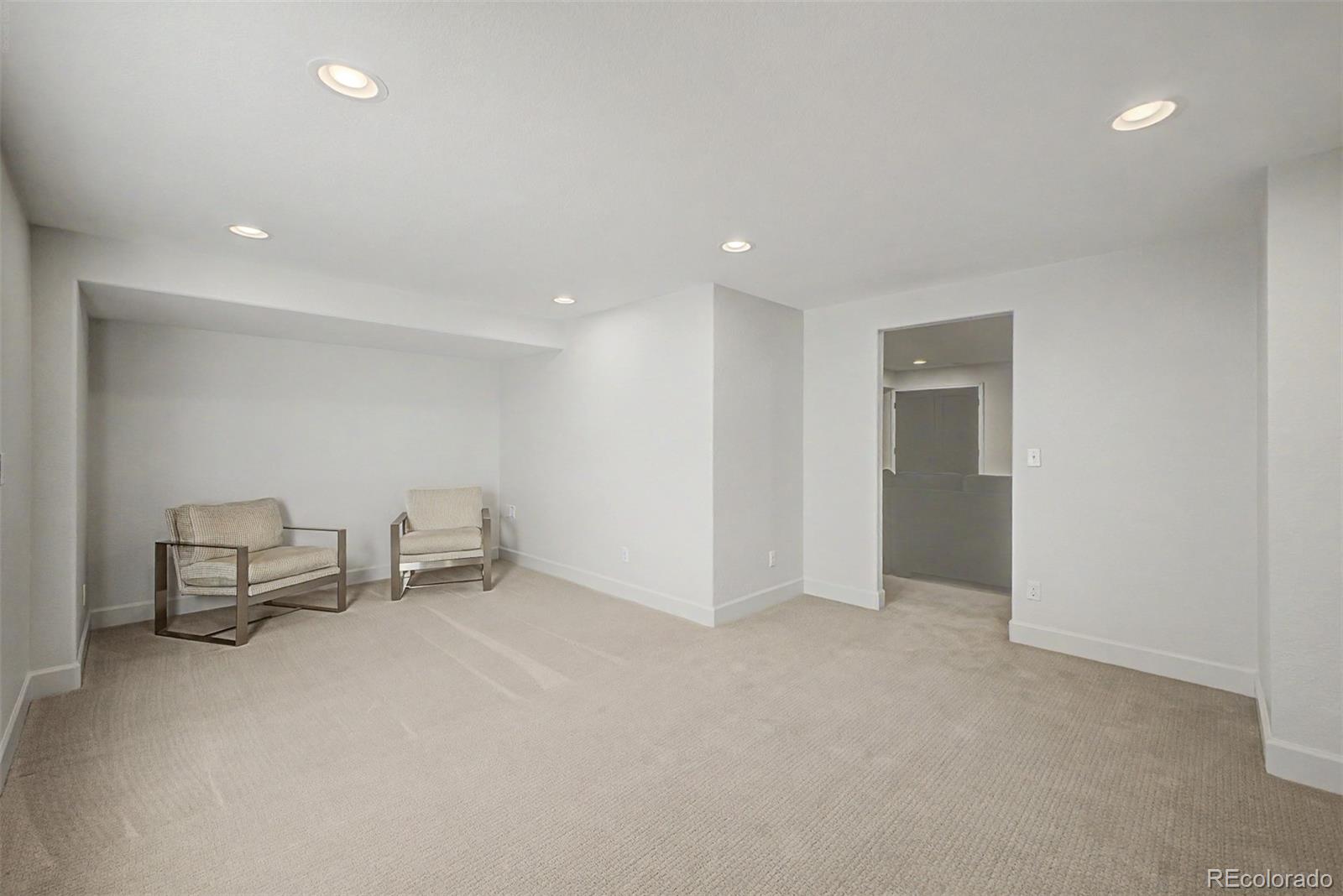 MLS Image #38 for 6052 s ouray street,aurora, Colorado
