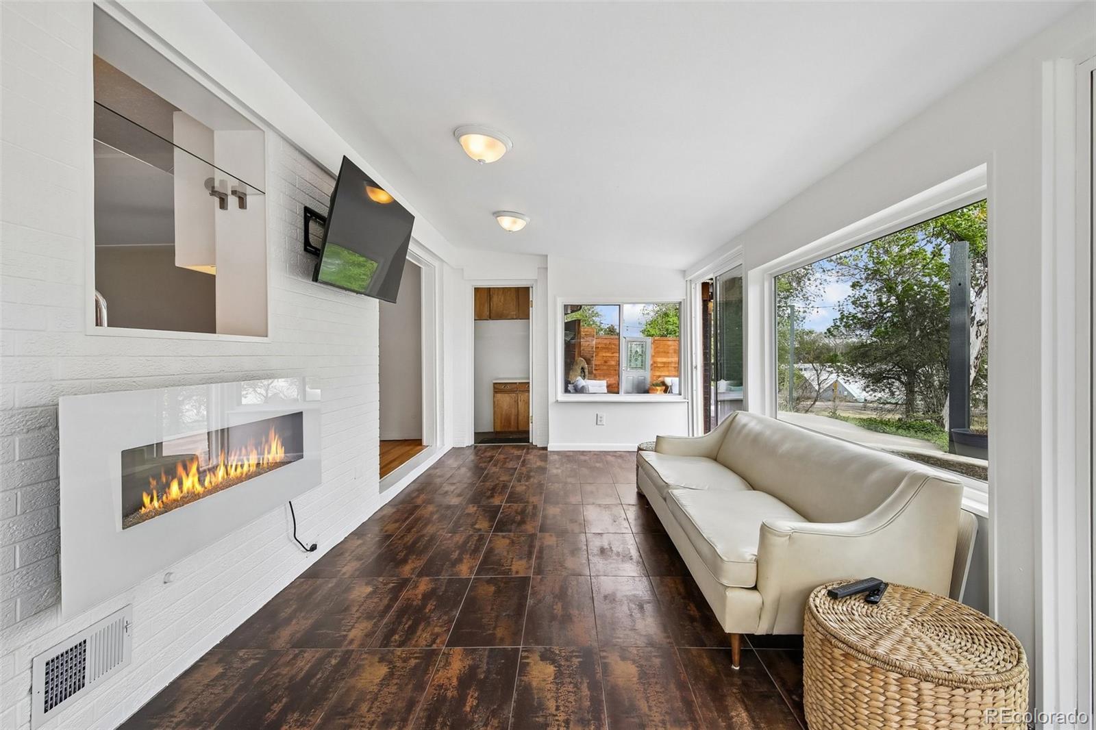 MLS Image #9 for 9210 w 52nd avenue,arvada, Colorado