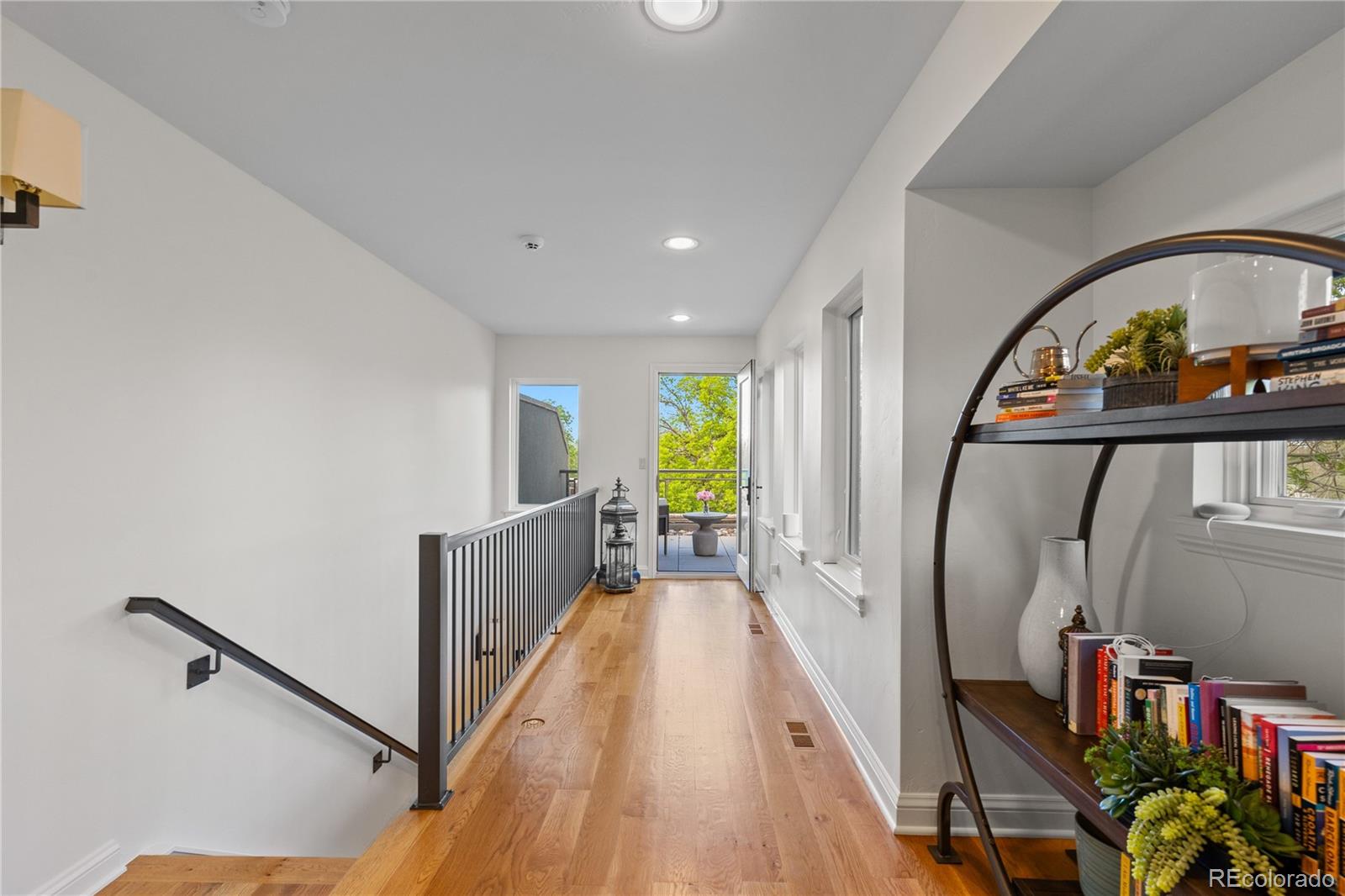 MLS Image #28 for 1090 s race street,denver, Colorado