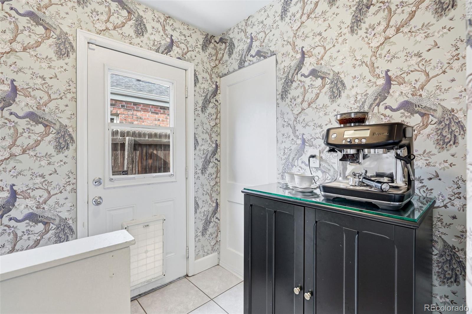 MLS Image #16 for 2815  oneida street,denver, Colorado