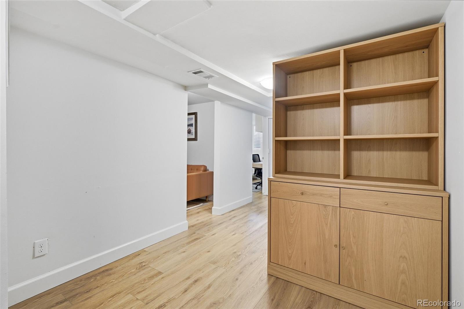 MLS Image #18 for 2815  oneida street,denver, Colorado
