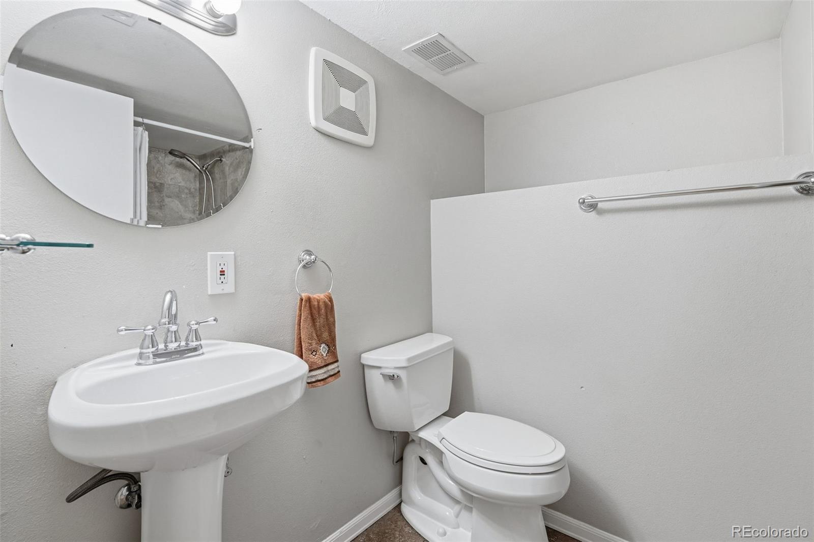 MLS Image #22 for 2815  oneida street,denver, Colorado