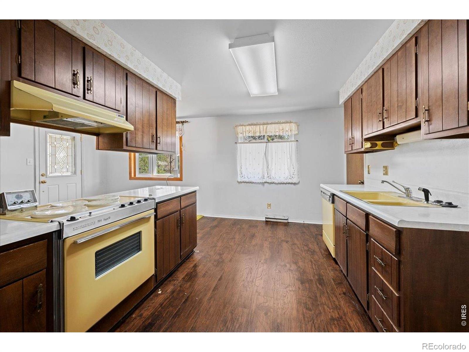 MLS Image #9 for 1070 s garland way,lakewood, Colorado