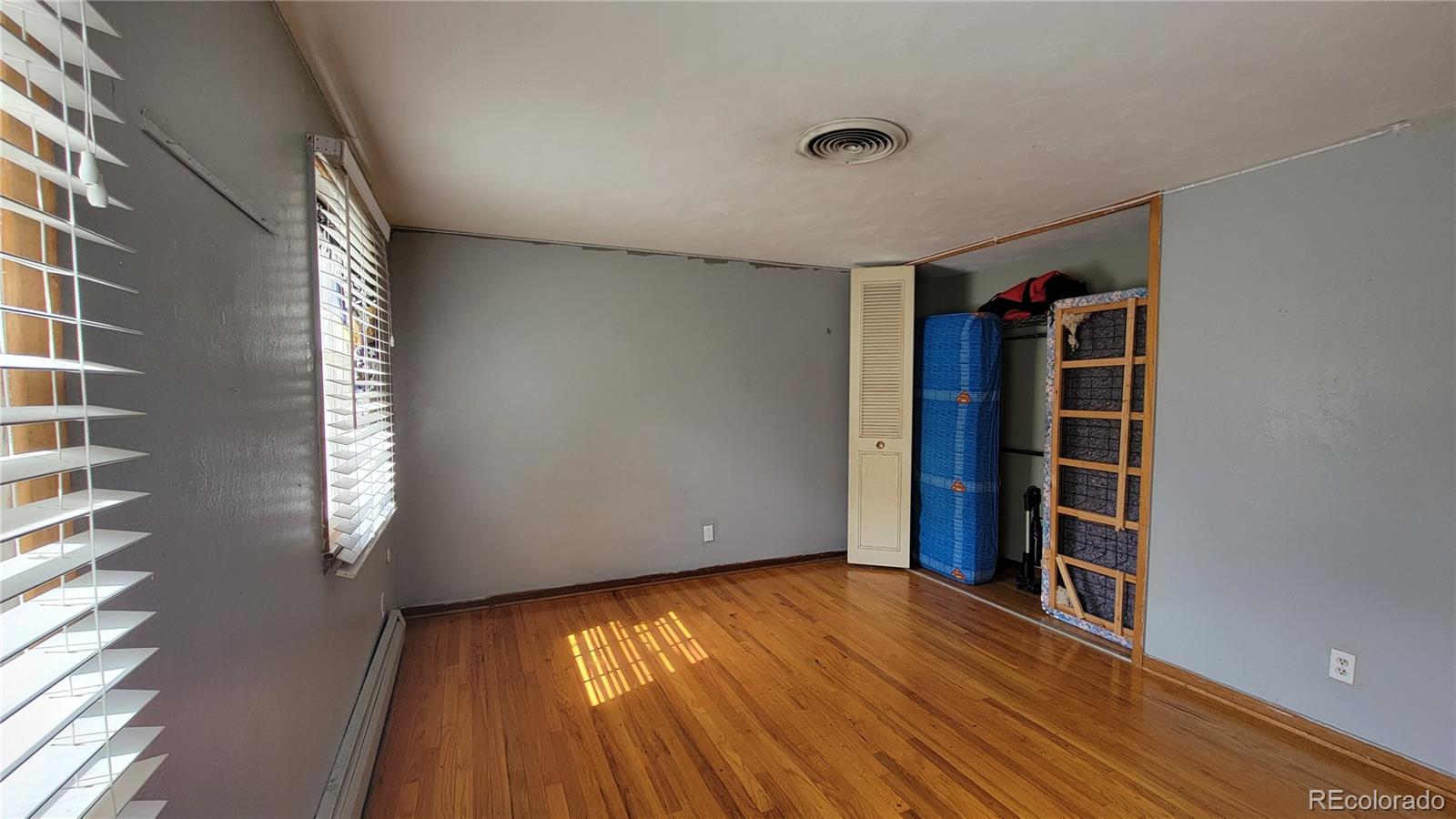 MLS Image #18 for 1418  spencer street,longmont, Colorado