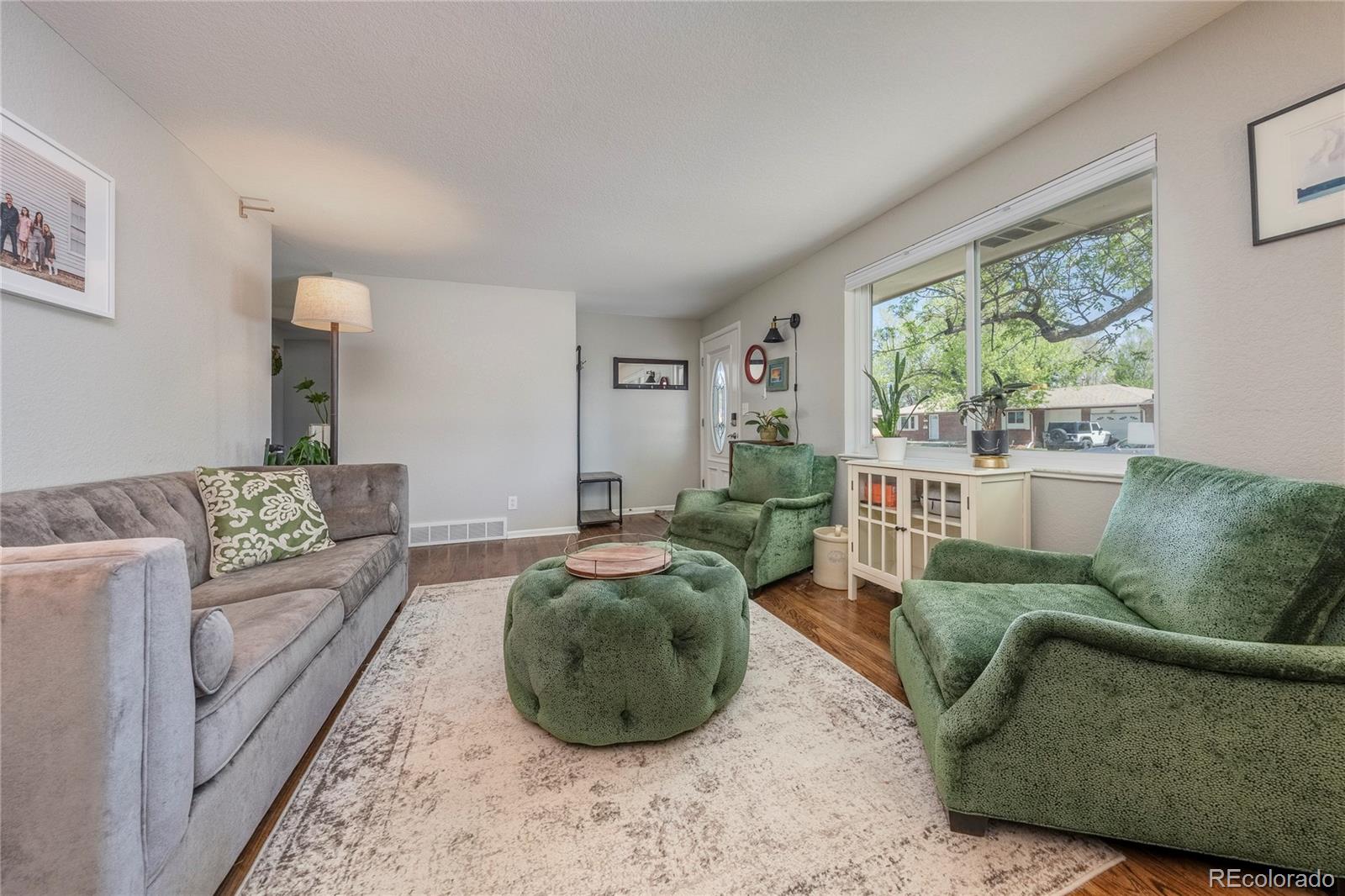 MLS Image #4 for 6657 s lee court,centennial, Colorado