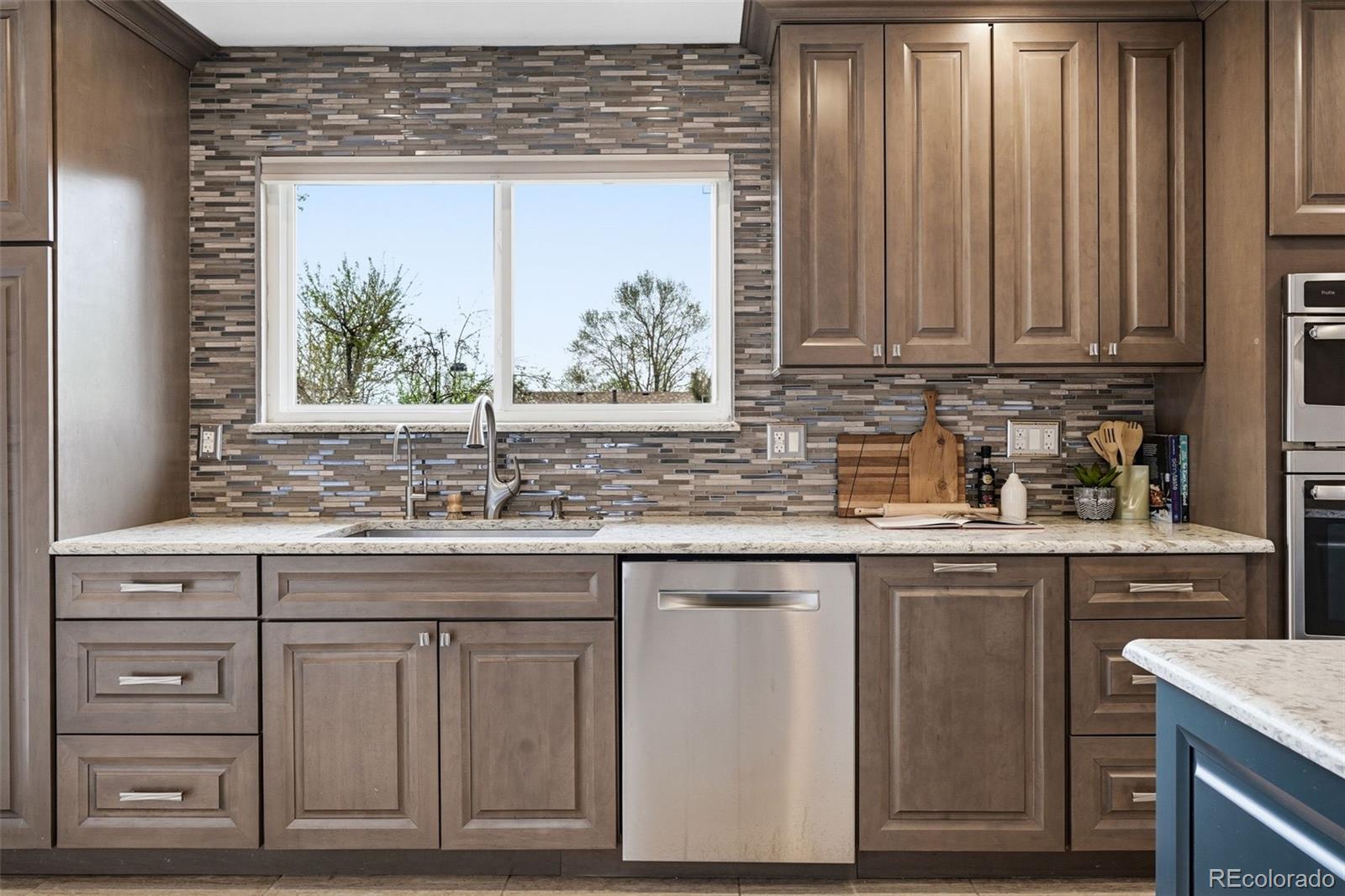 MLS Image #6 for 142  plum creek place,highlands ranch, Colorado