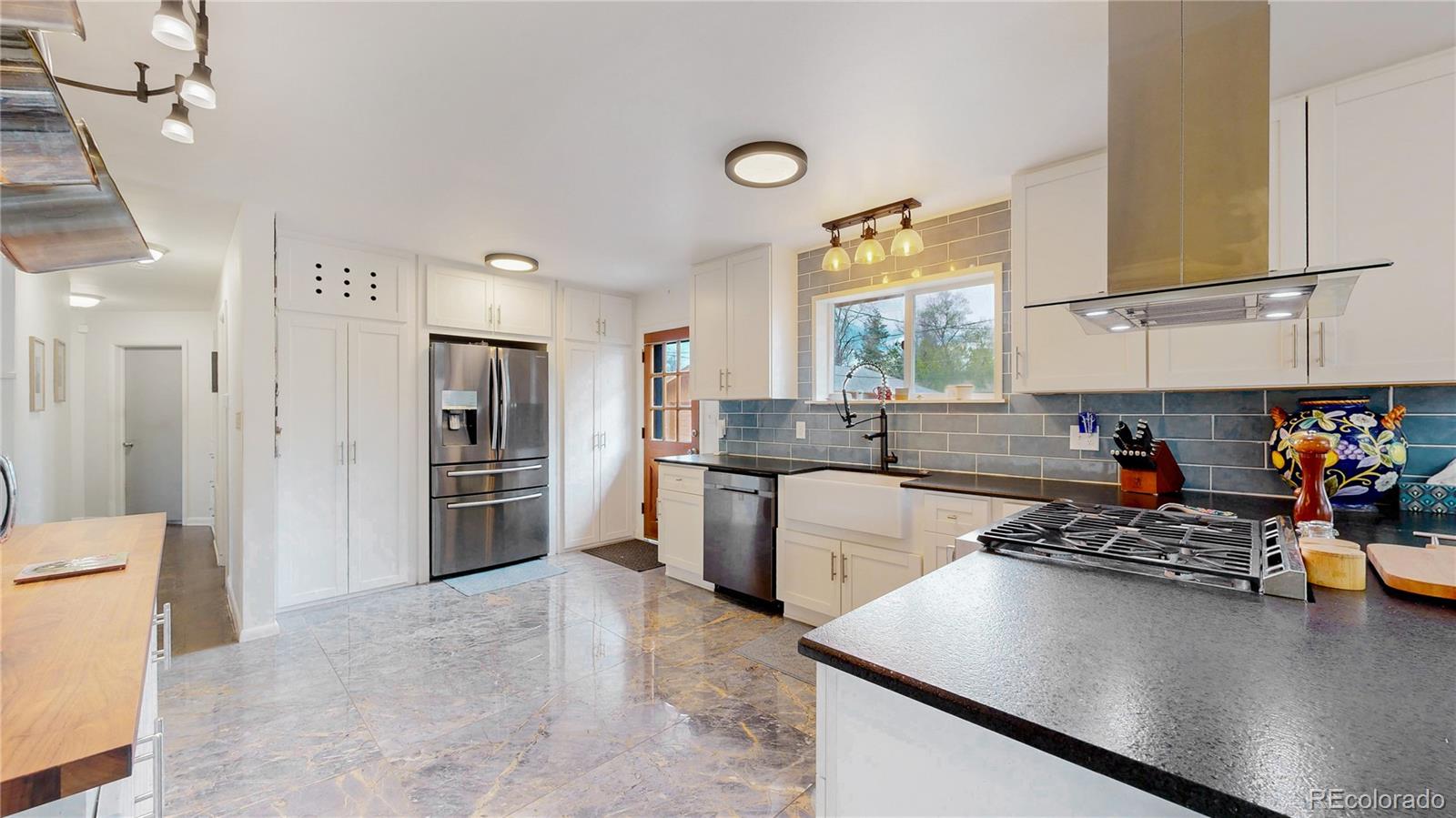 MLS Image #10 for 2430  lee street,lakewood, Colorado