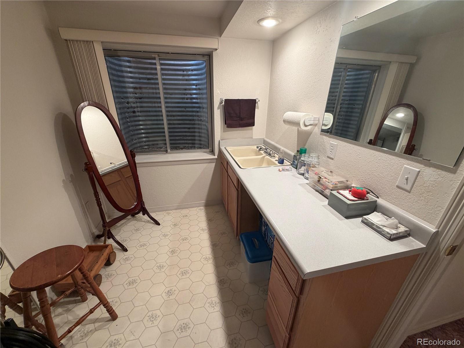 MLS Image #16 for 5372  yank way,arvada, Colorado