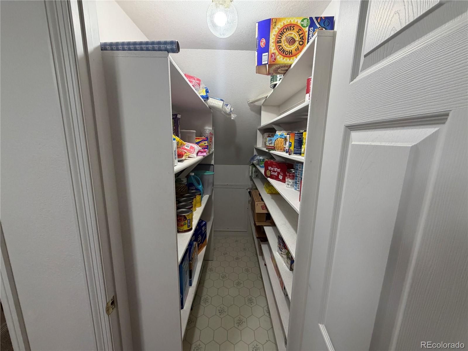 MLS Image #20 for 5372  yank way,arvada, Colorado