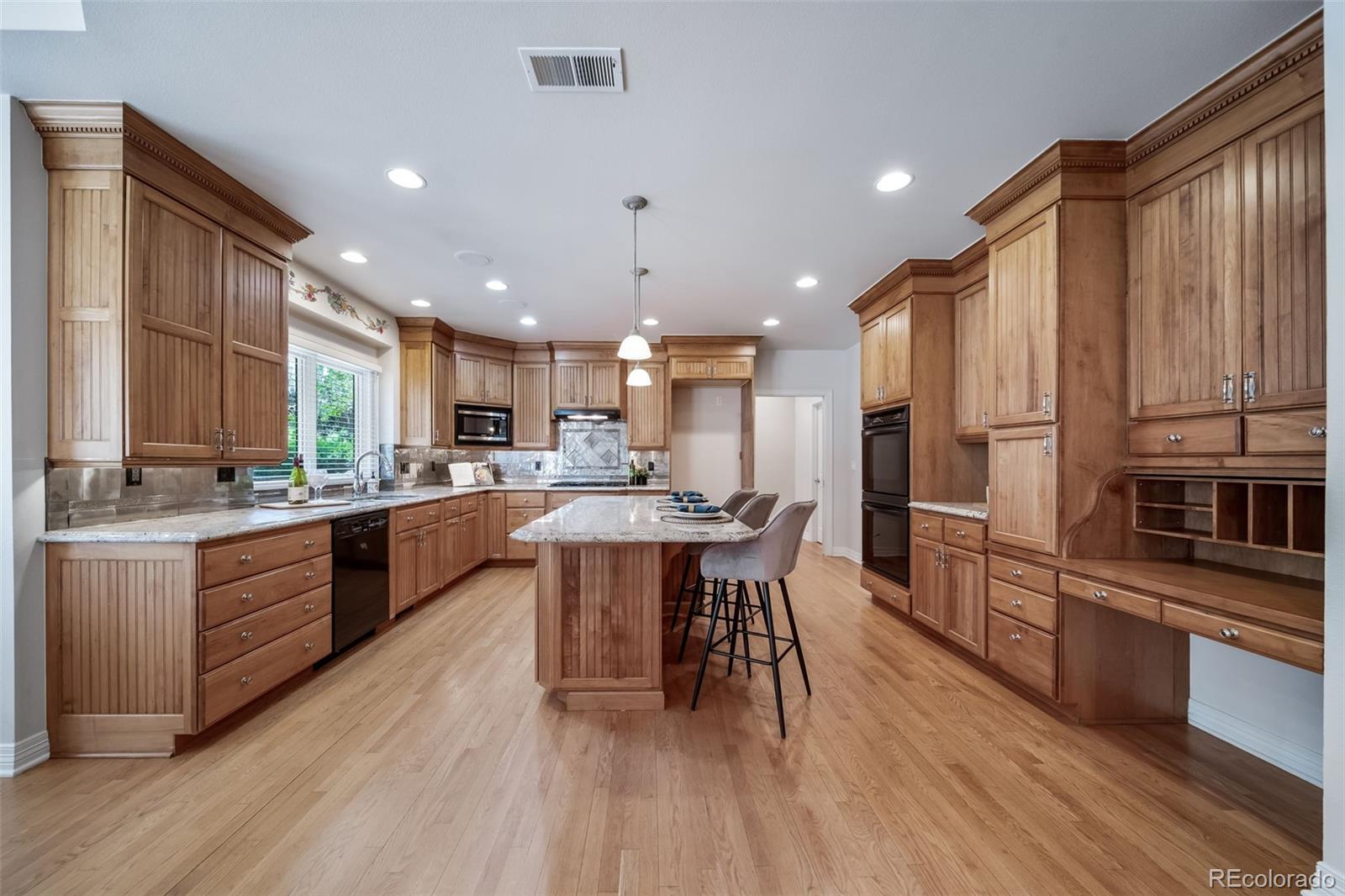 MLS Image #17 for 50 s clermont street,denver, Colorado
