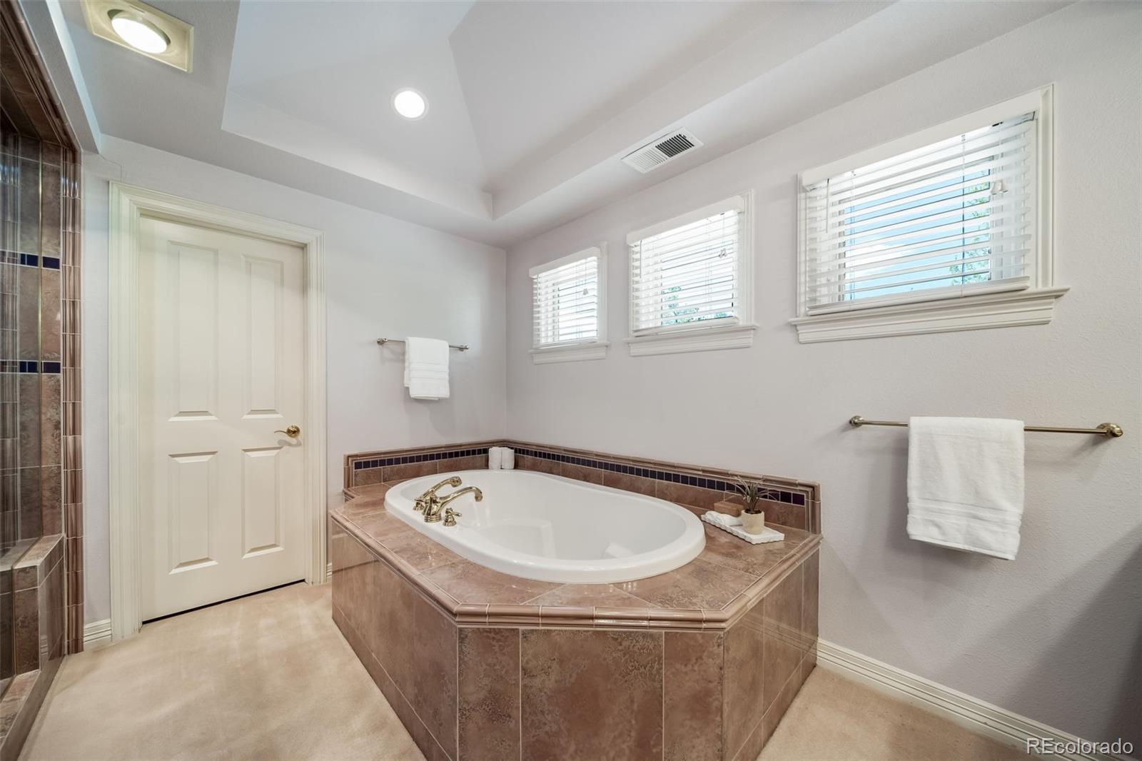 MLS Image #35 for 50 s clermont street,denver, Colorado