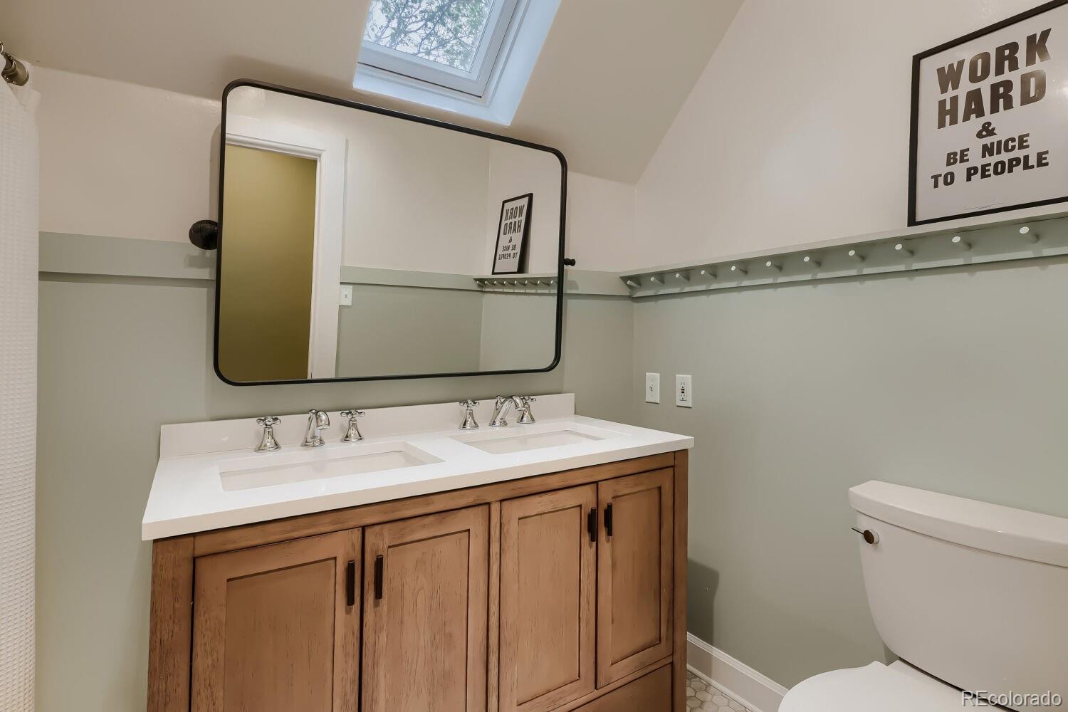 MLS Image #13 for 316 s high street,denver, Colorado