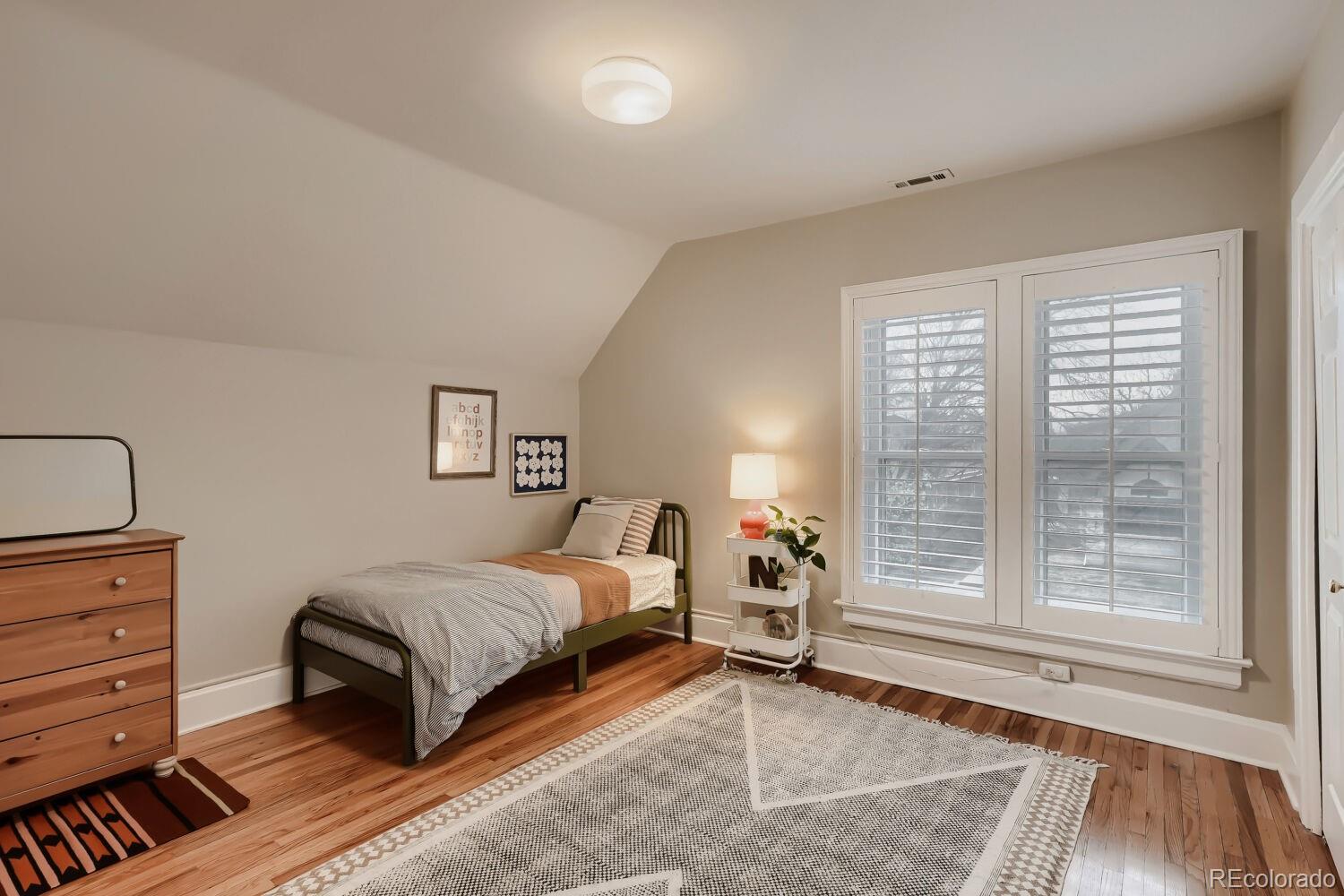 MLS Image #15 for 316 s high street,denver, Colorado