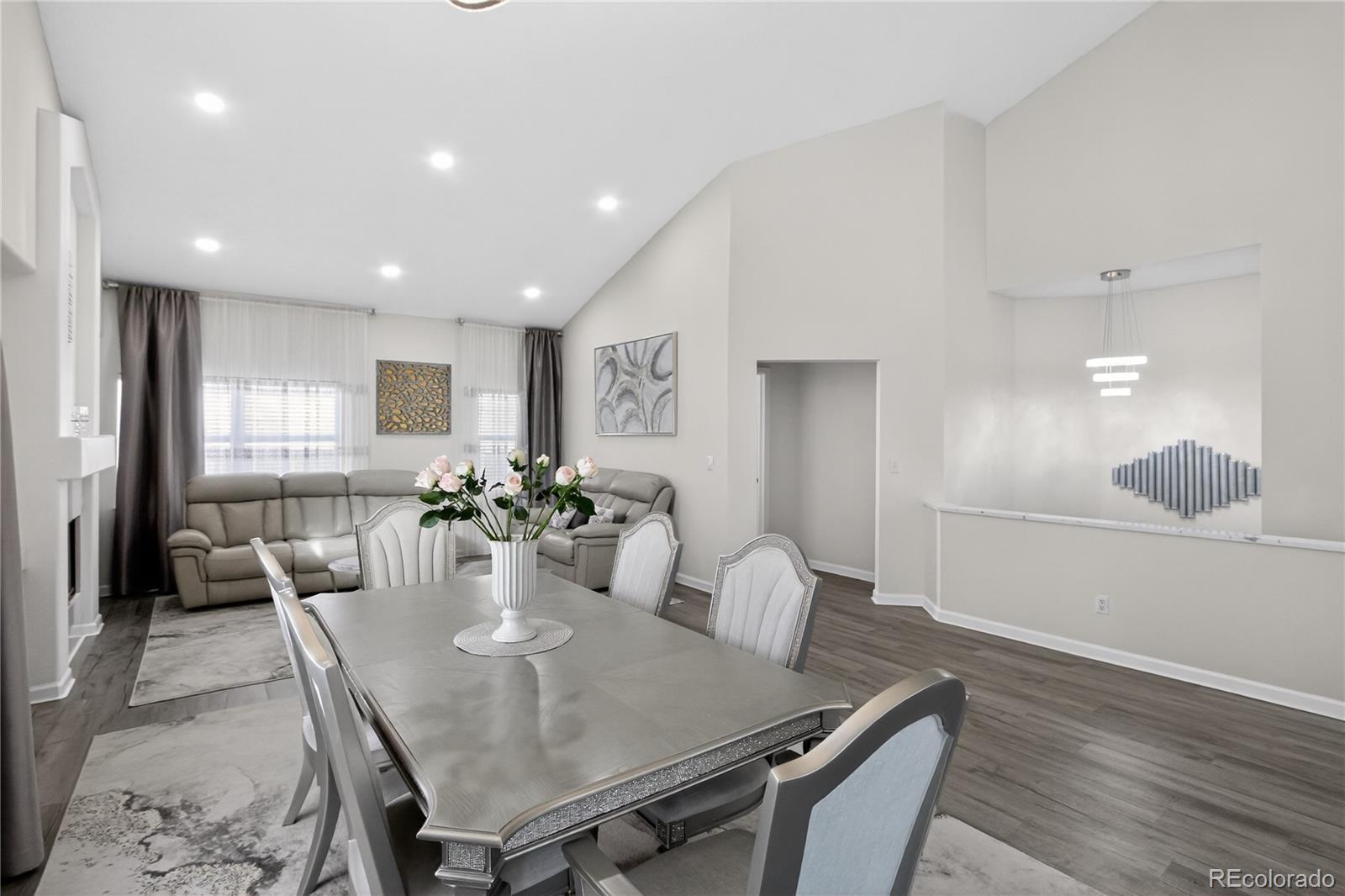 MLS Image #2 for 2217 s kenton way,aurora, Colorado