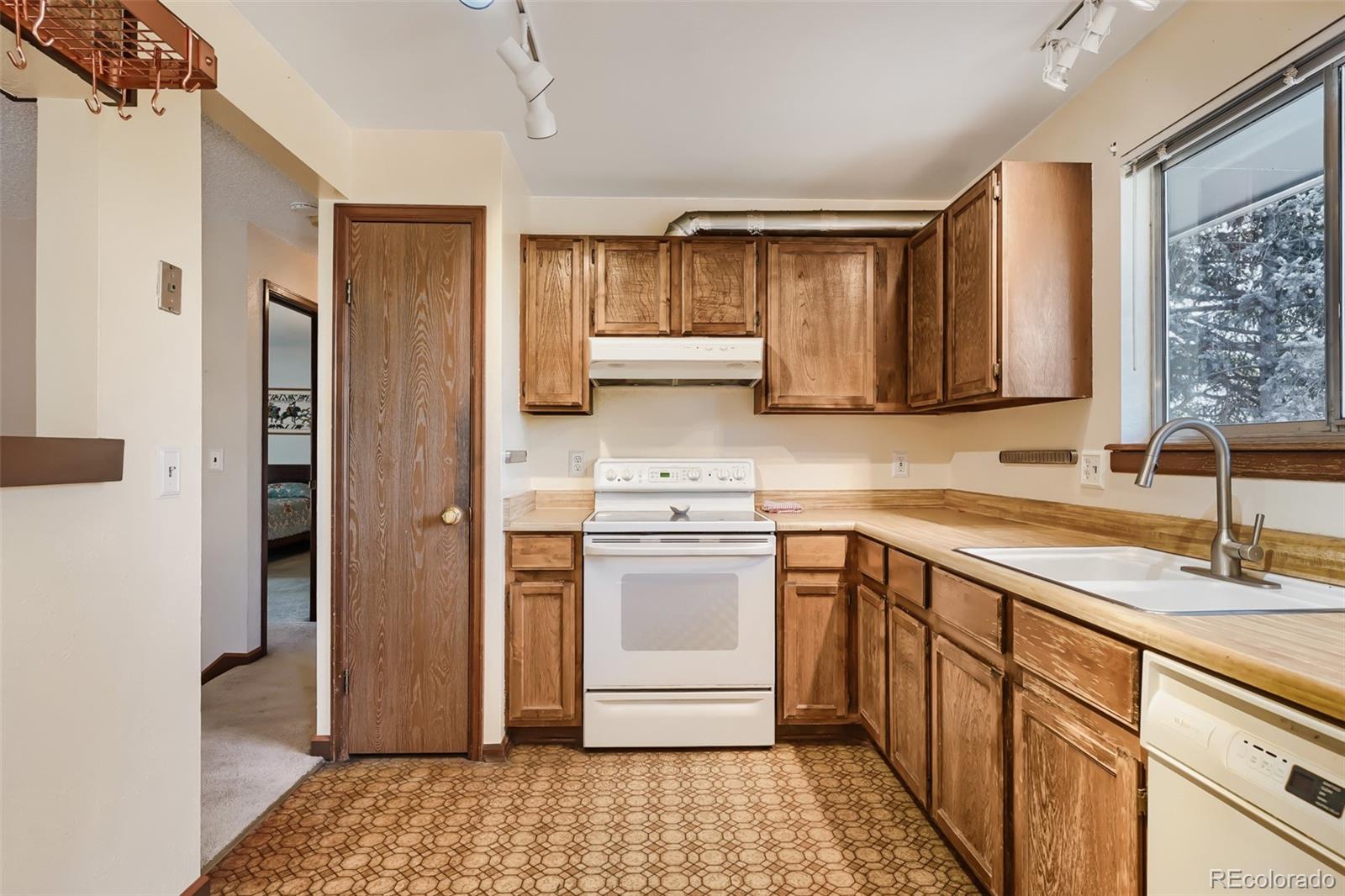 MLS Image #6 for 18120 e asbury drive,aurora, Colorado