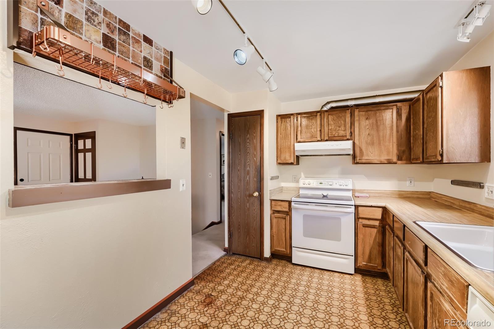 MLS Image #8 for 18120 e asbury drive,aurora, Colorado