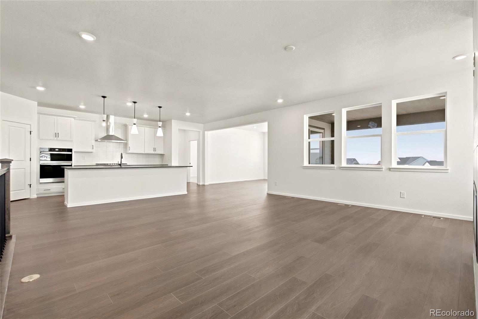 MLS Image #11 for 713  pershing point,elizabeth, Colorado