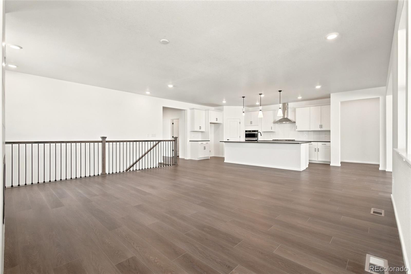 MLS Image #12 for 713  pershing point,elizabeth, Colorado