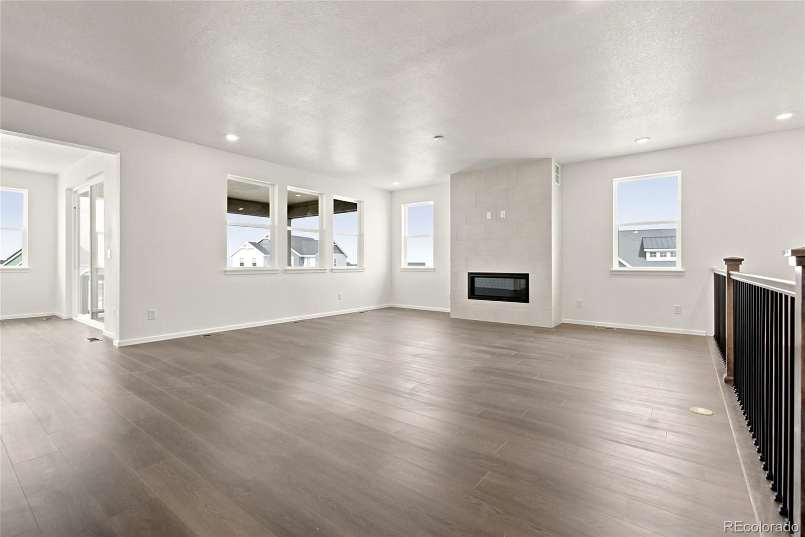 MLS Image #13 for 713  pershing point,elizabeth, Colorado