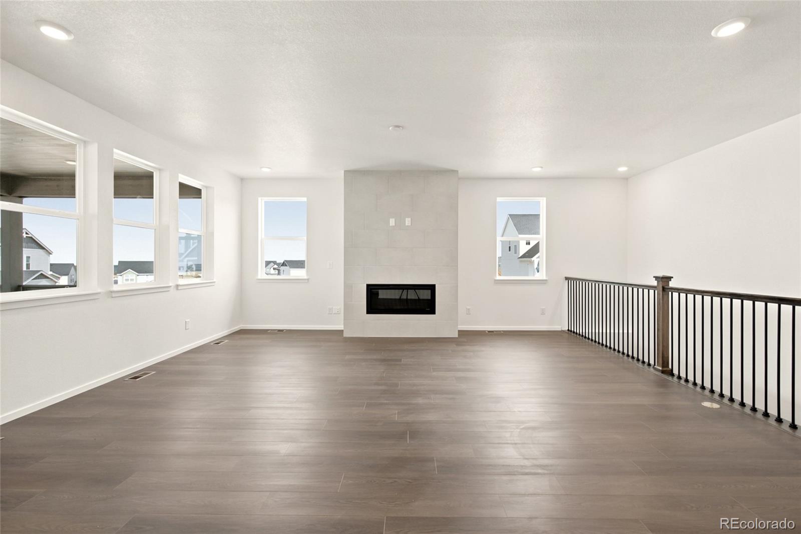 MLS Image #14 for 713  pershing point,elizabeth, Colorado