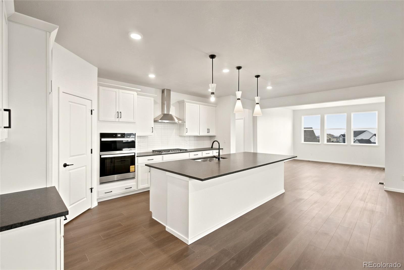 MLS Image #5 for 713  pershing point,elizabeth, Colorado