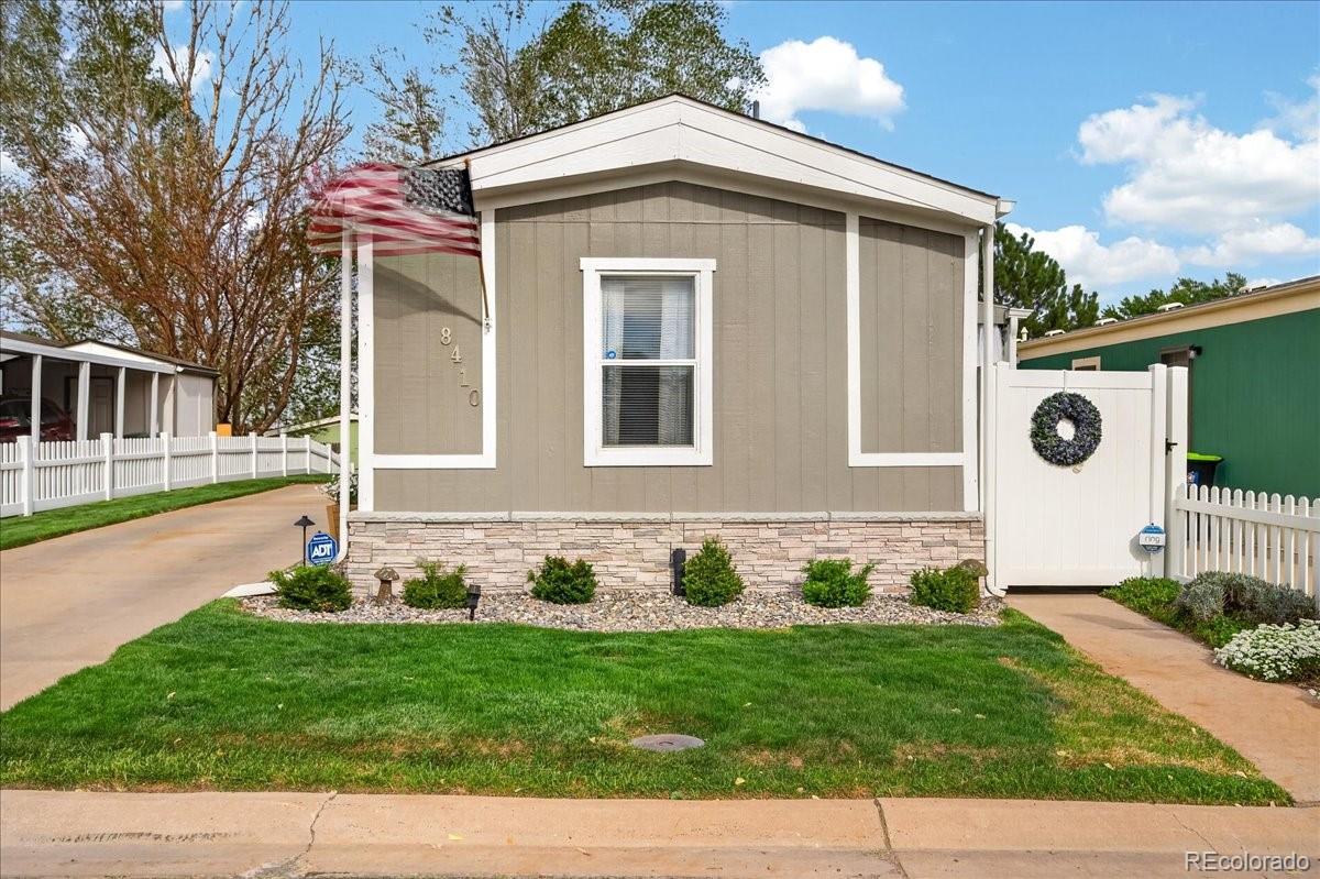 MLS Image #1 for 8410  madison way,denver, Colorado
