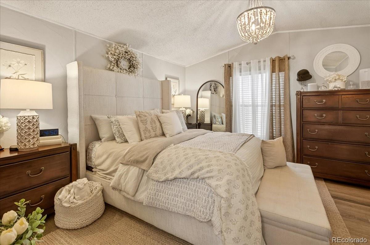 MLS Image #13 for 8410  madison way,denver, Colorado