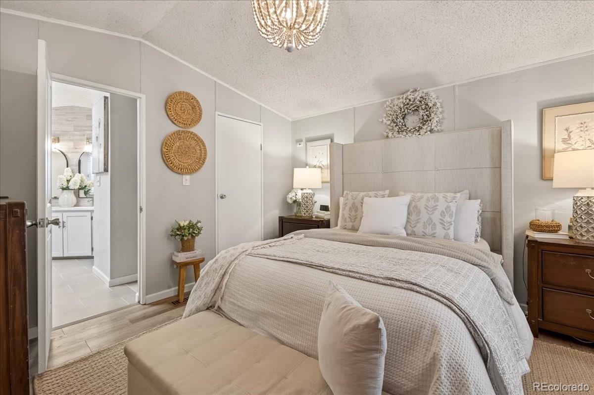 MLS Image #14 for 8410  madison way,denver, Colorado