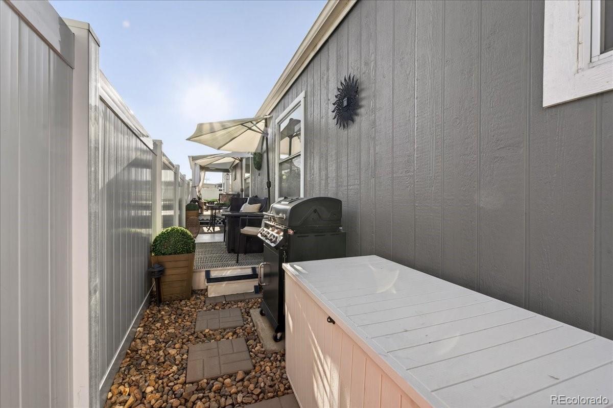 MLS Image #28 for 8410  madison way,denver, Colorado