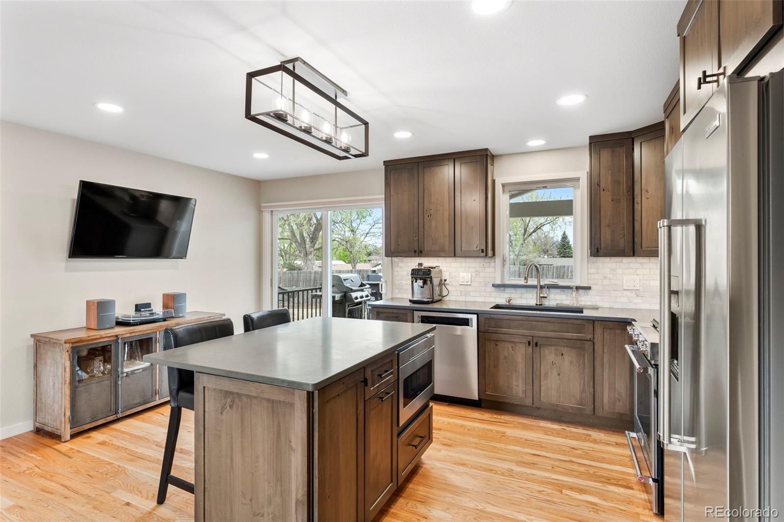 MLS Image #6 for 8943  cody court,broomfield, Colorado