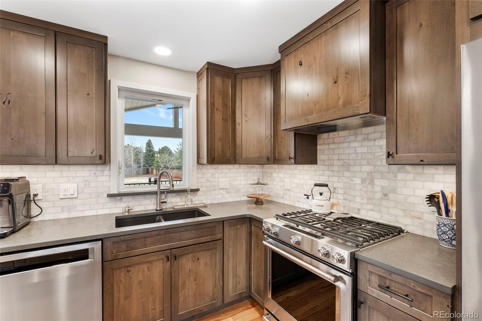 MLS Image #8 for 8943  cody court,broomfield, Colorado