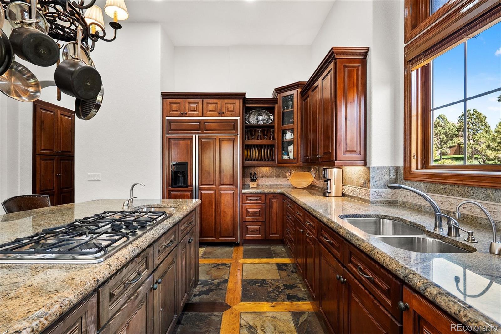 MLS Image #10 for 6198  massive peak circle,castle rock, Colorado