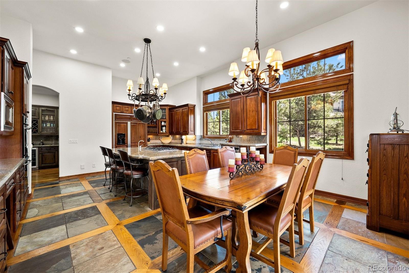 MLS Image #12 for 6198  massive peak circle,castle rock, Colorado