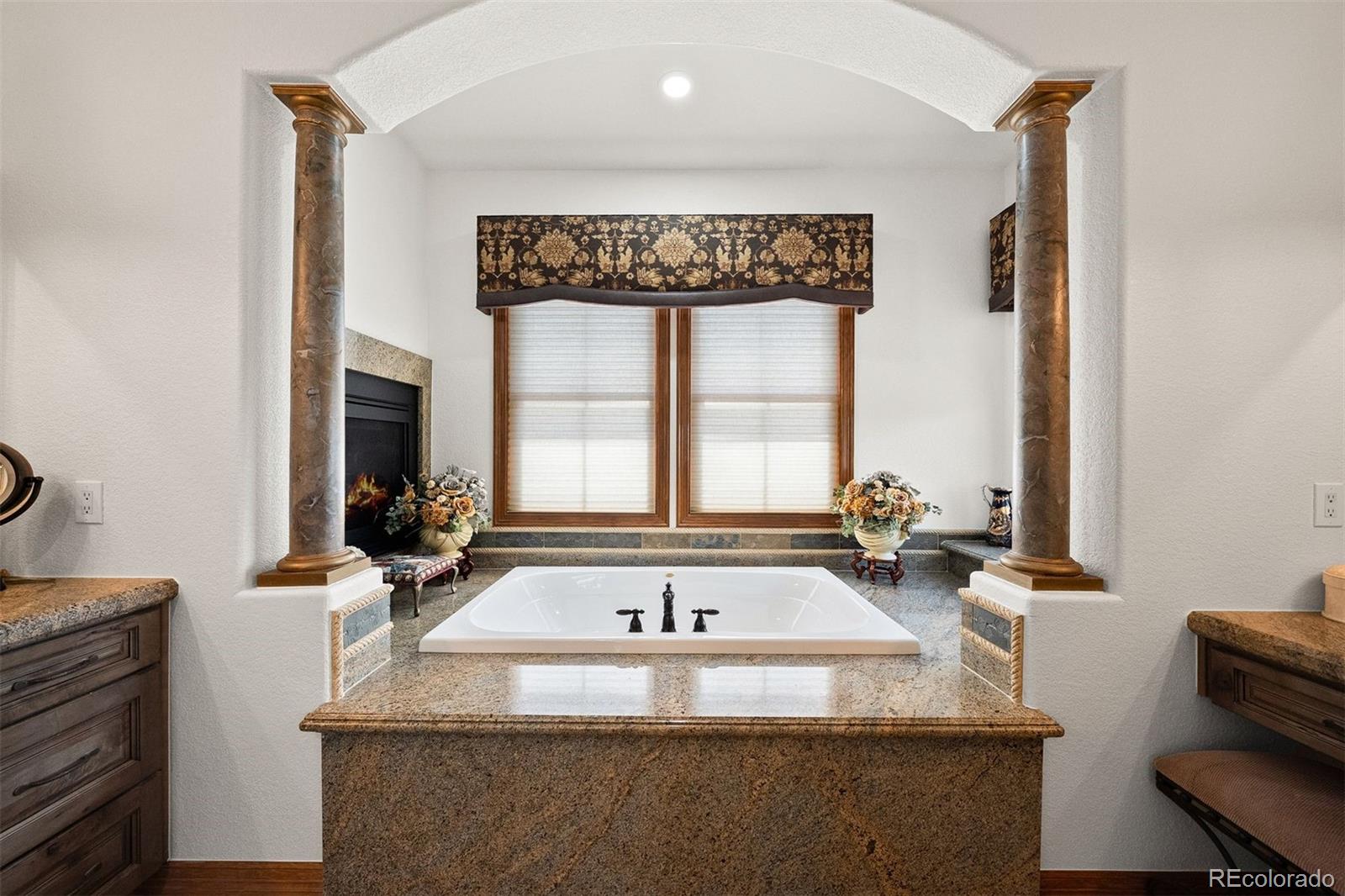 MLS Image #22 for 6198  massive peak circle,castle rock, Colorado