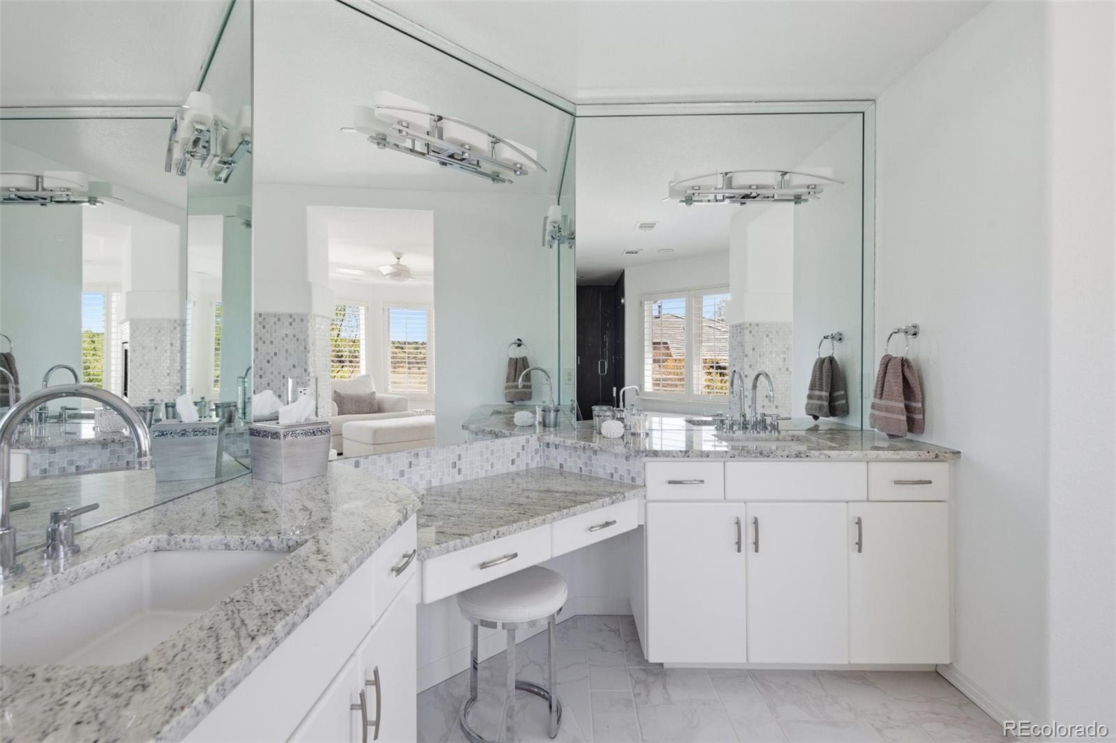 MLS Image #26 for 4590 e perry parkway,greenwood village, Colorado